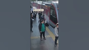 Security guard rescues woman from path of oncoming tram in Türkiye | ABC NEWS