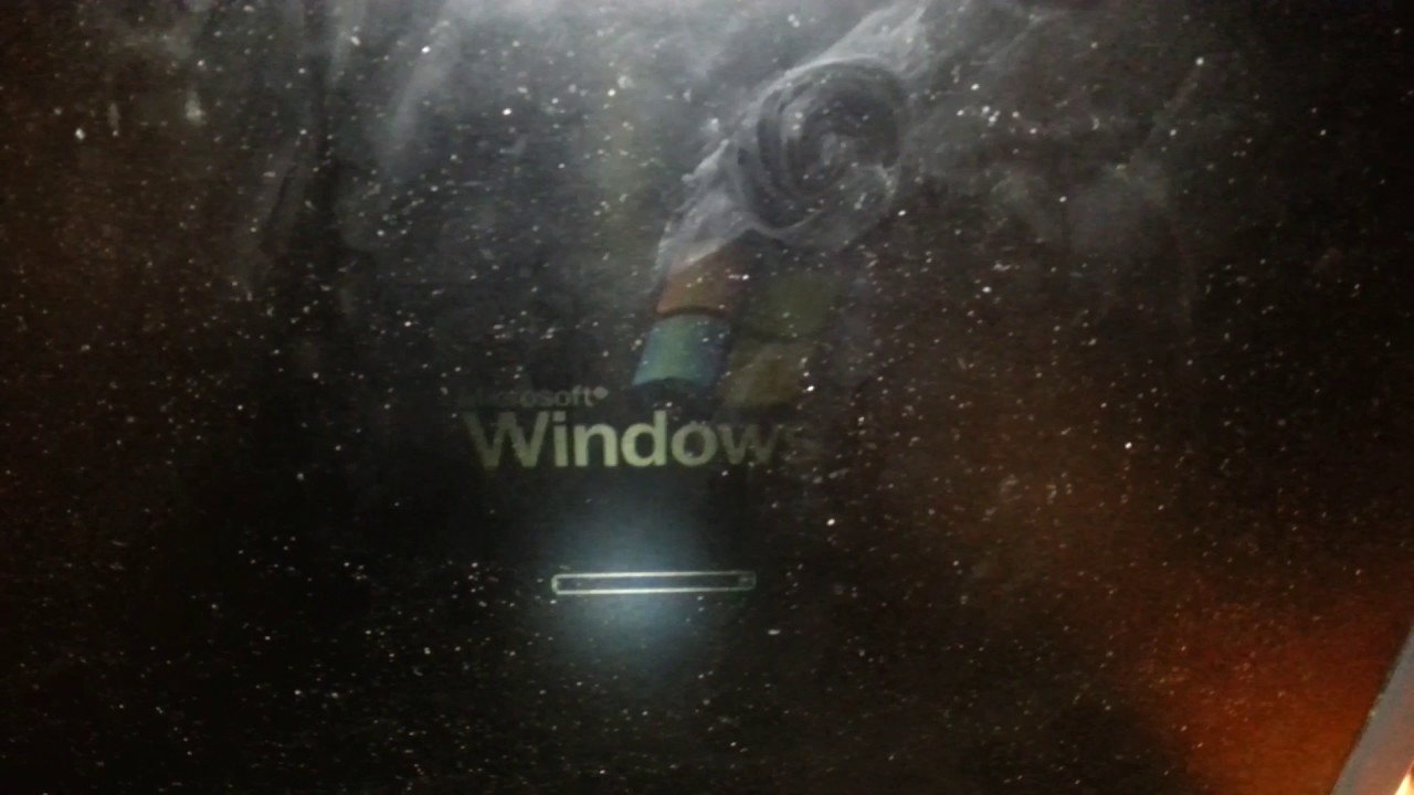 На БУ ноутбуке нет подсветки и ели виднеется изображение. Банальный ...