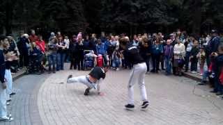 Real Capoeira - выступление на Войковской 8 сентября