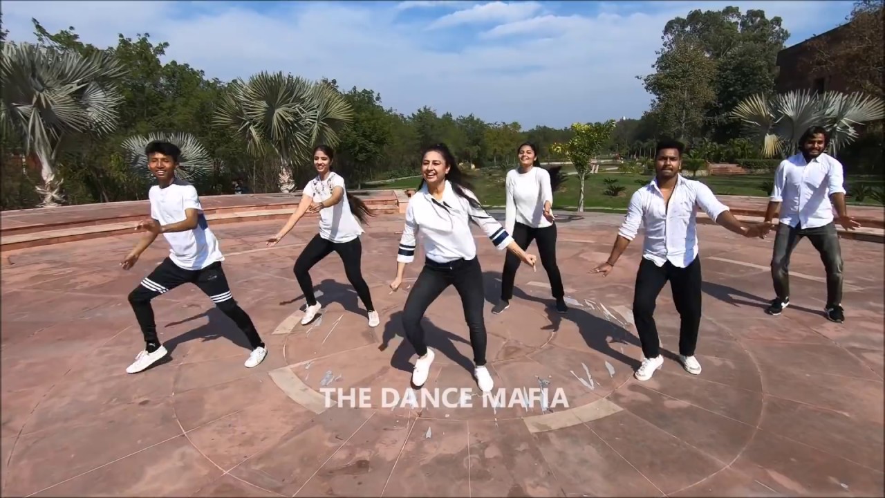 Dancers groove to Bhangra version of Sidhu Moosewala's Levels