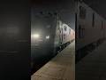 😭🥺#short #video #trending #viral #train #clogs #new#shortvideo #upsc📍11