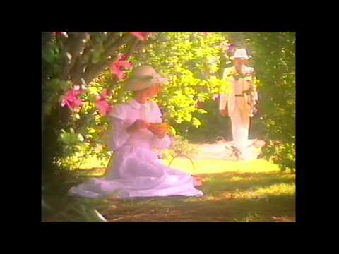 Cadbury Flake "Created like no other chocolate" - Australian TV Ad 1980's