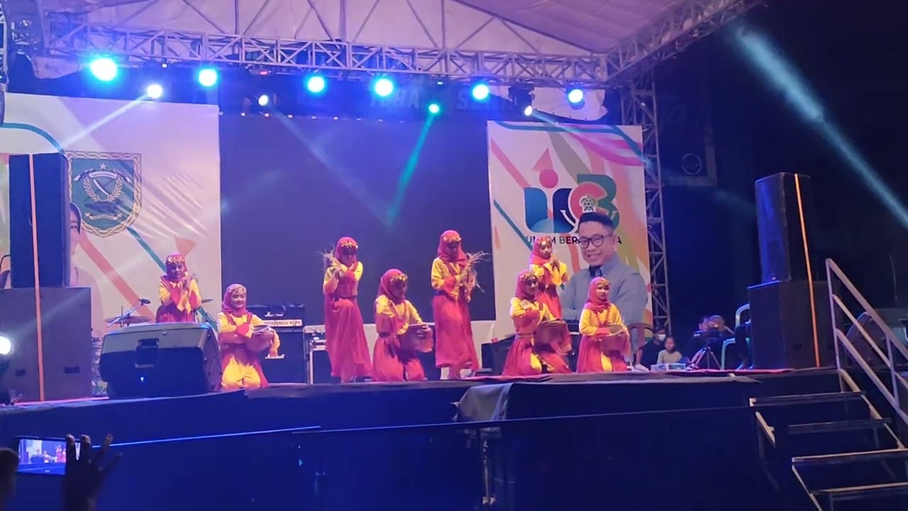 TARI KREASI JEPPEN  MENGAMPING OLEH MIN 1 BERAU