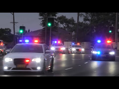 [8x Highway Patrol] NSW POLICE escorting Ambulance to Hospital