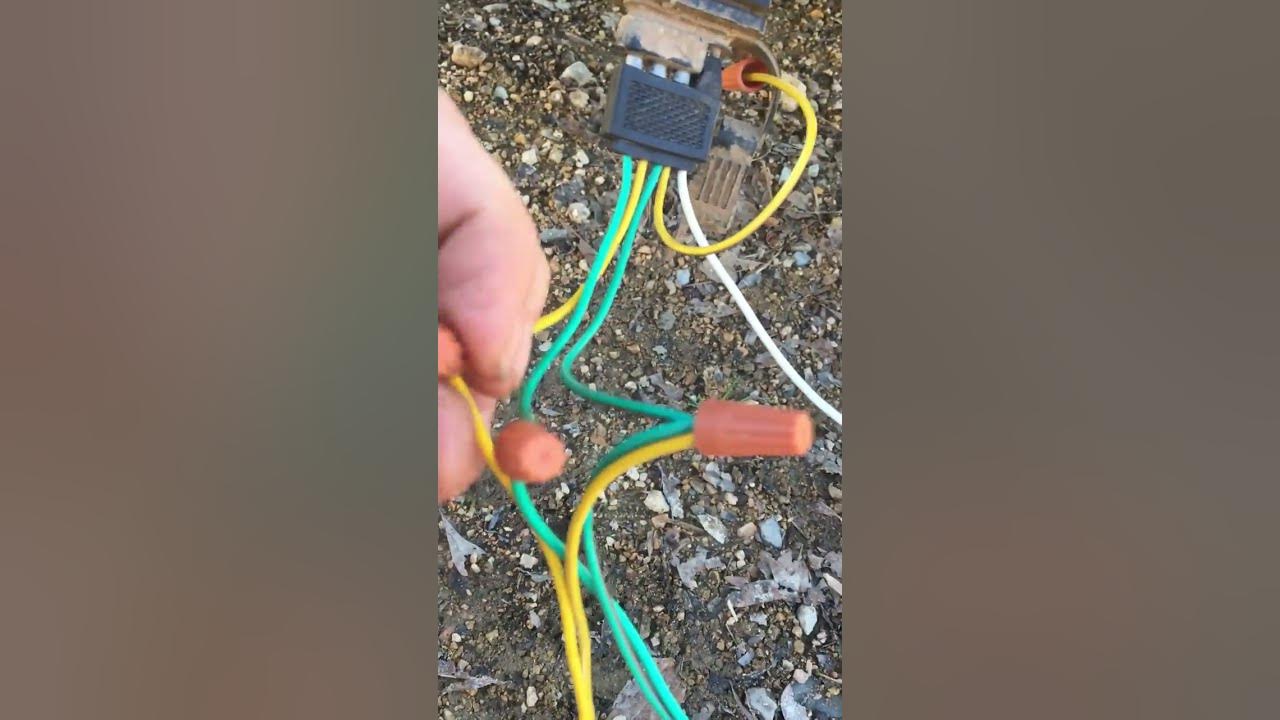 Trailer light problem - YouTube
