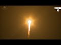 Кадры старта ракеты-носителя "Союз-СТ-А" со спутником Falcon Eye 2 с космодрома Куру