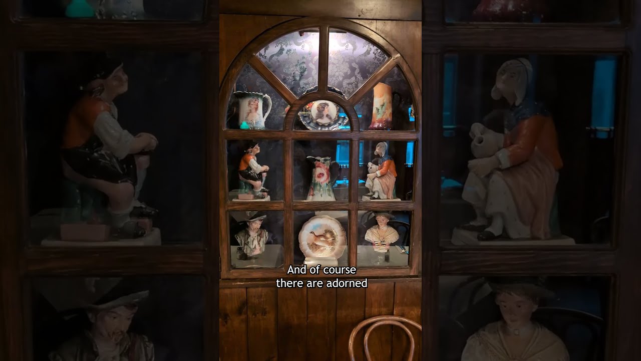 Popular NYC Corner Bar PARNELL's on UES Manhattan IRISH PUB 