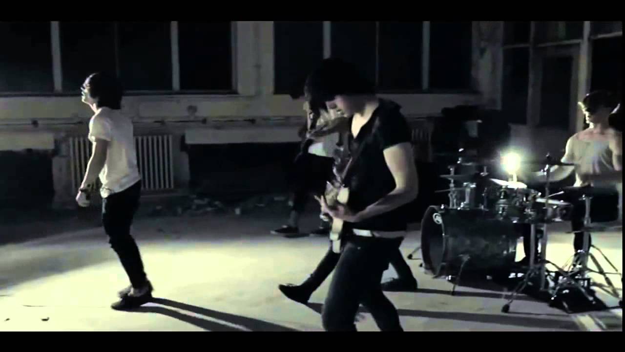 Oceans Ate Alaska Clocks (Sub Español) YouTube