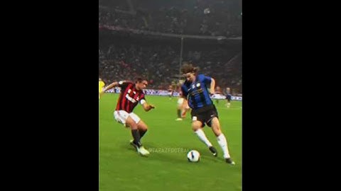 Ibrahimovic vs Maldini😈 #football #maldini #ibrahimovic #footballfights #milan #inter #skills