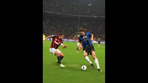 Ibrahimovic vs Maldini😈 #football #maldini #ibrahimovic #footballfights #milan #inter #skills