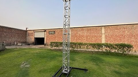 Line array speaker truss tower stand