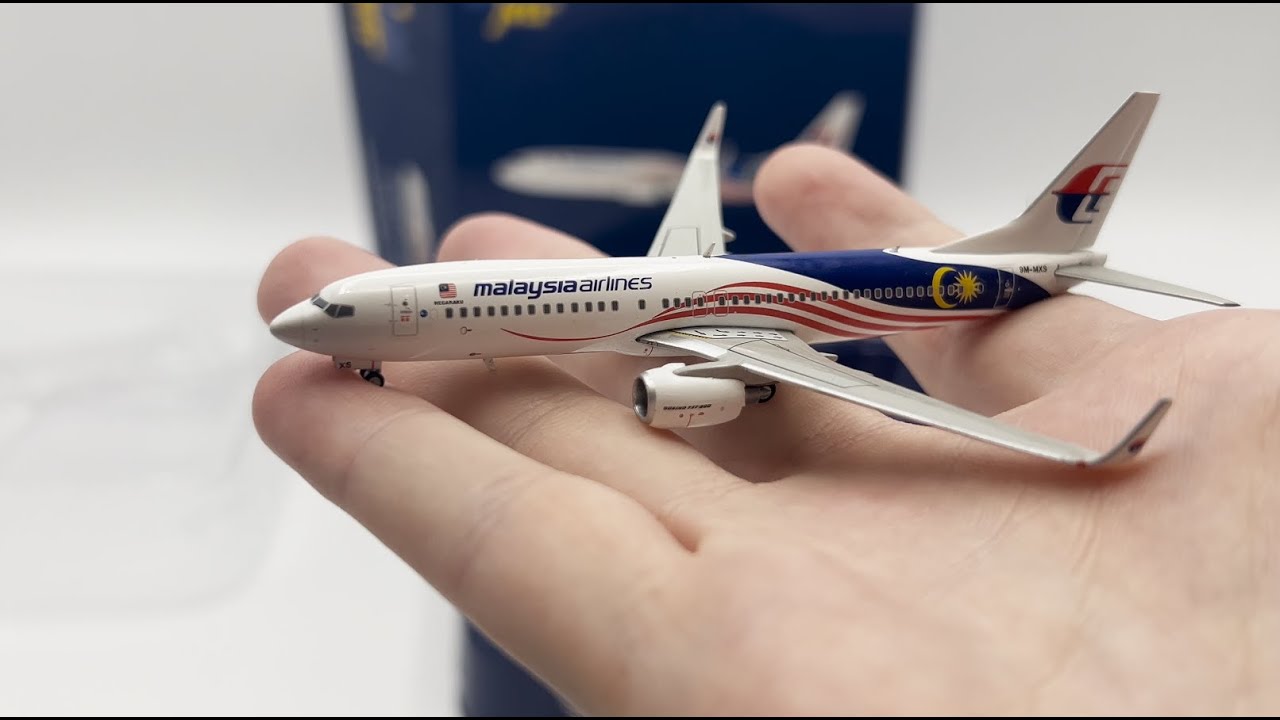 Gemini Jets Malaysia Airlines Boeing 737-800 Negaraku Livery 1:400