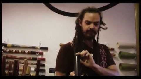 Didjeribone and the extendable didgeridoo