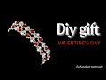 DIY Valentine&#39;s Day gift. Beads bracelets. Tutorial