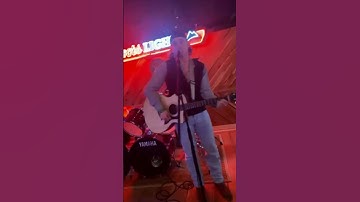 Thumbnail of Little bit of chasin' you (Live Cover)