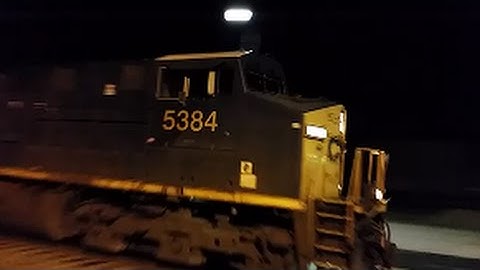 [CSX]5384 ES40DC Leads L033-19 Through Fayettevillle NC With & Ex-CR & ET44AH Trailing & Pretty Long