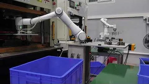ELITE ROBOT EC66 Deployed for Loading and Unloading Hot Press Delivery Machine