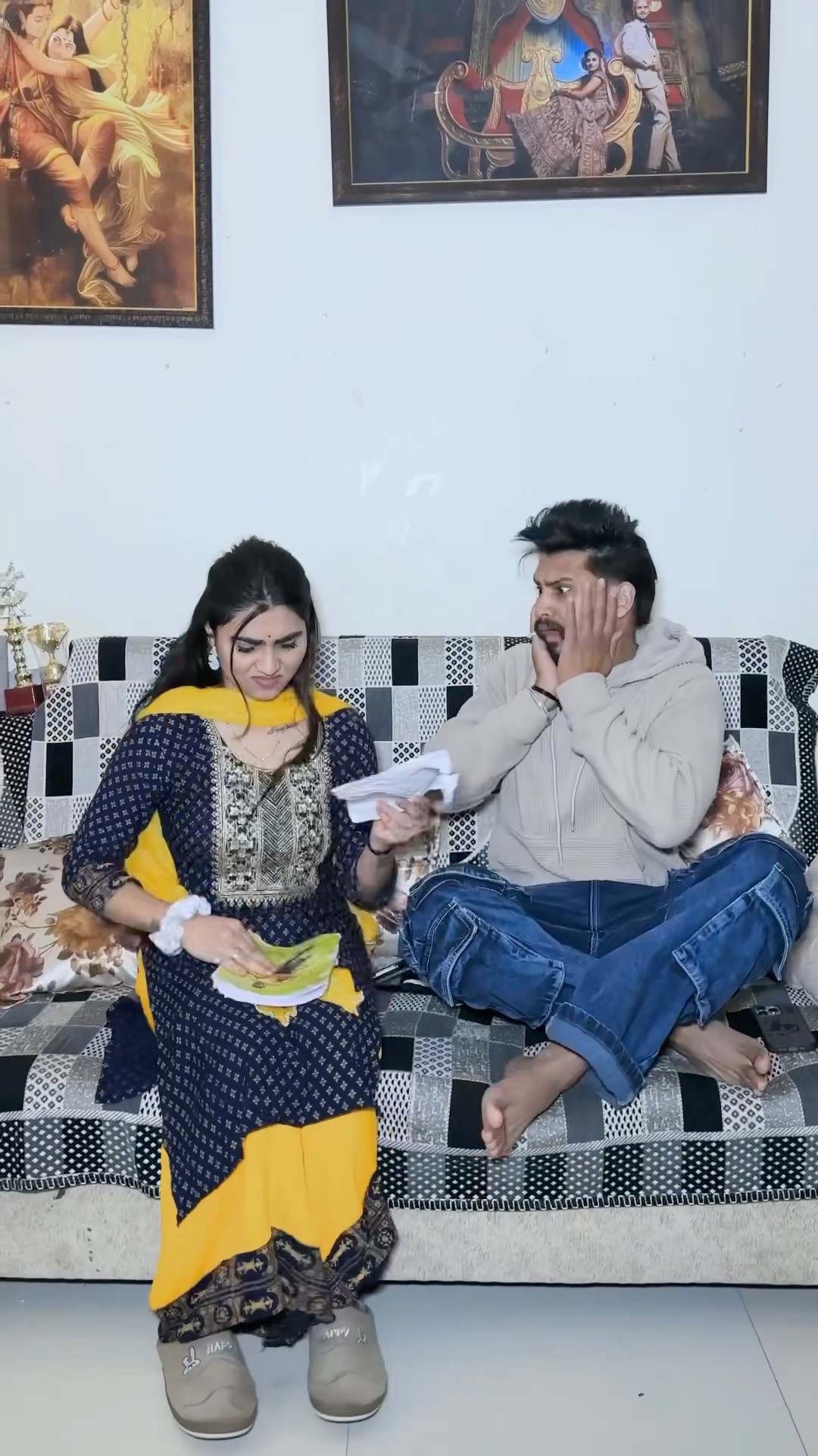 सही किया ना मेरे पति के साथ?? #comedy #kajalsoni #youtubeshorts #funny #viralvideo