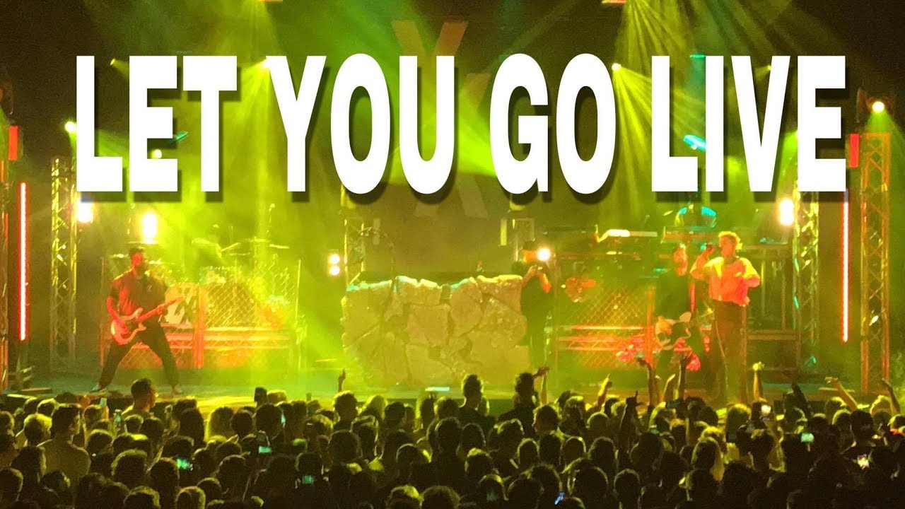 Machine gun kelly - Let you go LIVE @OOSTERPOORT