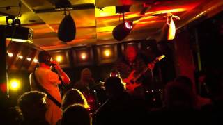 BIRDFLESH - Vicious world (S.O.B. cover) (Kafe Deluxe Växjö 2011-04-21)