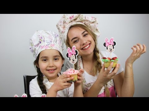 AZRA İLE CUPCAKE YAPTIK !!!