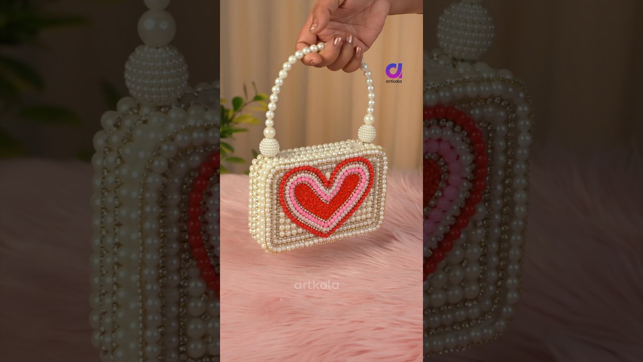 Ultra Fashionable Heart Handbag Making 😍 #handbag #accessories #heart