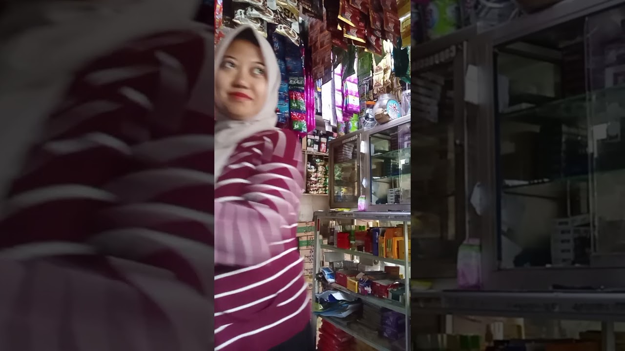 Vlog Di Tempat Kerja