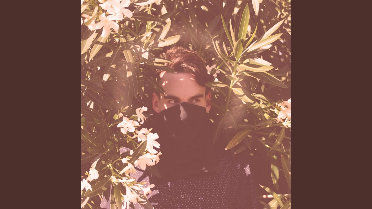 Guarda She su YouTube Guarda She su YouTube