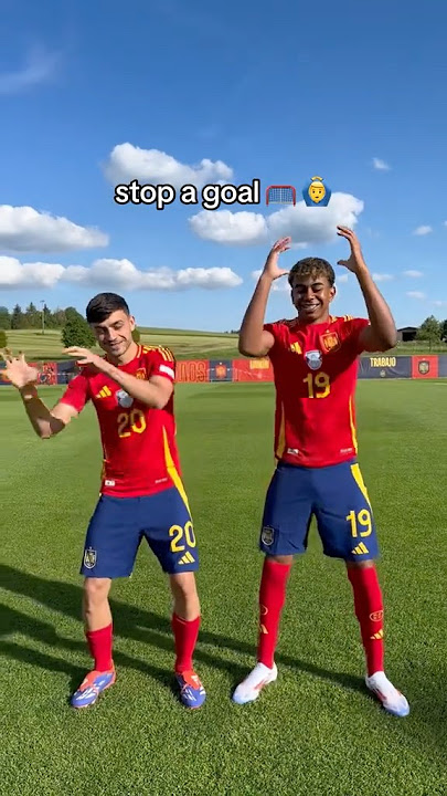 Lamine Yamal and Pedri connection test 👀🤝 #adidas #footballl #lamineyamal #pedri