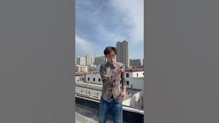 今天来个不一样的   开开心心最重要