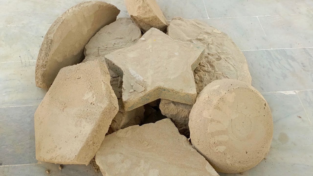 Asmr. Masterpiece sukoon mud dirt dry crumbling big shapes and chuks