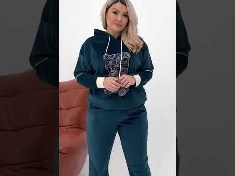 Женский спортивный костюм из турецкого велюра, брюками и кофта 50-60 Батал., видео 1