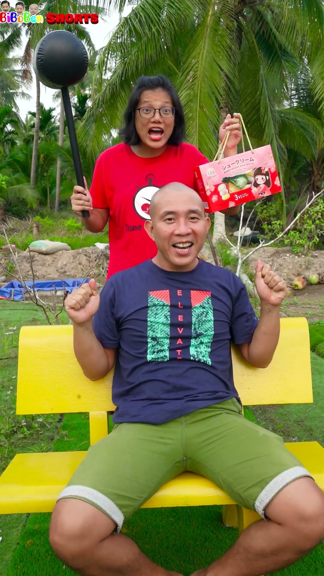 Funny Challenge | Left or right challenge | Thử thách trái hay phải