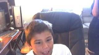 OMG! MY BROTHER WITH THE MAZE GAME AND BUBBLE WRAP screenshot 5