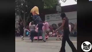Everybody is kicking TRUMP's ASS !!!! JOKER FH