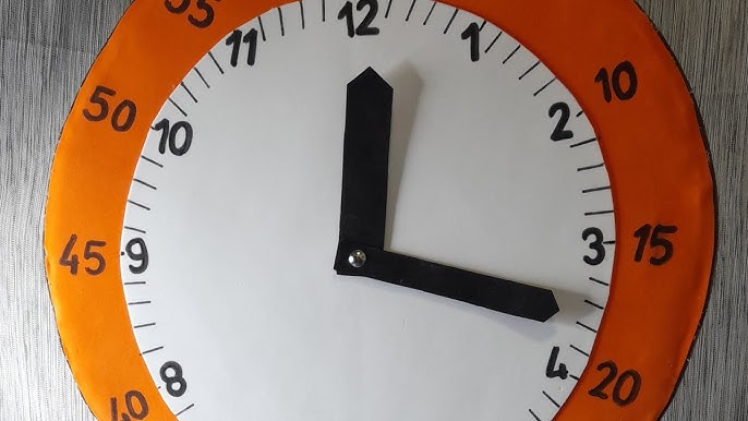 Reloj casero facilísimo de hacer para que los niños aprendan las horas