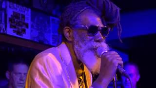 Video thumbnail of "Don Carlos and Dub Vision 'Johnny Big Mouth' Reel Fish Shop 4 21 2018"