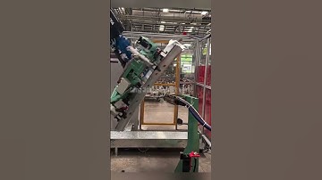 Robot gắp kết hợp hàn bulong tự động #datyso #sảnxuất #cnc #laserfiber #welding