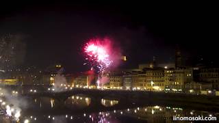 Florence, New year&#39;s eve count down at Arno River, 2017-18