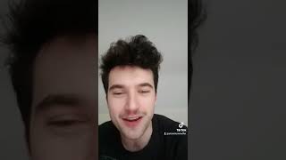 This pig is crazy intelligent!
