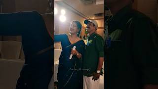 തനറ ആരധകനട ജവൽ മര ചയതത കണട