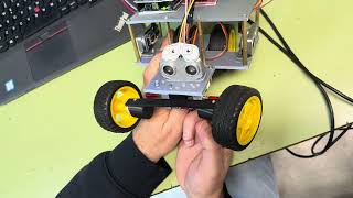 Control de un servomotor en un mecanismo de dirección - WRO Future Engineers