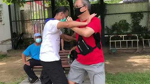 Fixed step push hands competition training