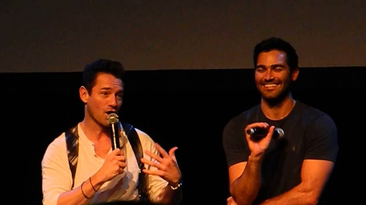 Tyler Hoechlin and Ian Bohen @ Werewolfcon 09/27/15, Bruxelles