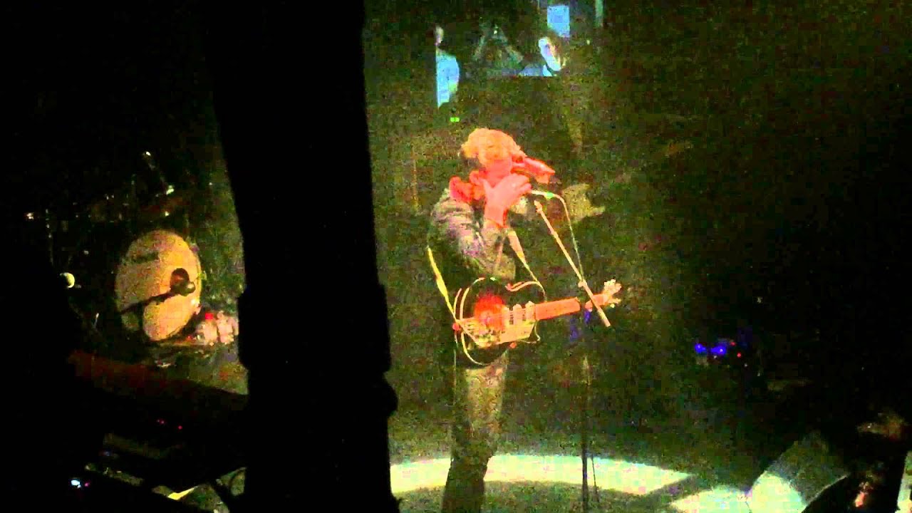 Bertrand Belin Pour Un Oui Pour Un Non Bertrand Belin "Pour un Oui Pour un Non" @ Trianon (Paris) - YouTube