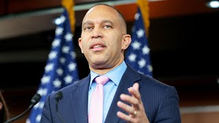 Hakeem Jeffries Tells the Country He Lacks ANY Leadership Qualities