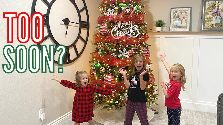 It's Never Too Early for Christmas Decorations! / Putting Up the Christmas Tree (2021)