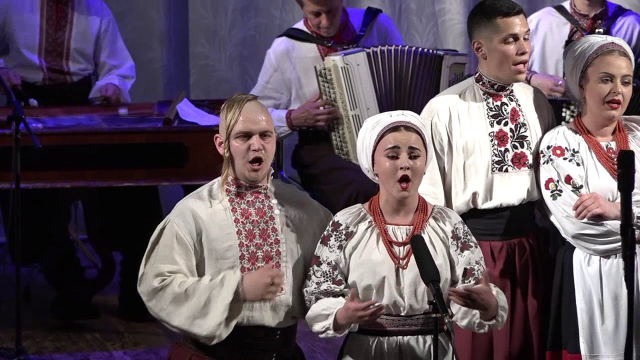 Ансамбль народної пісні та побутового танцю 