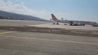 Landing to Maiquetia CCS inside Boeing 737-800 (2023)