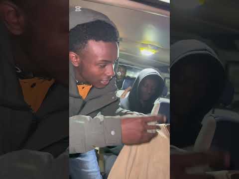 Short Vine Nooliin Meeqa 